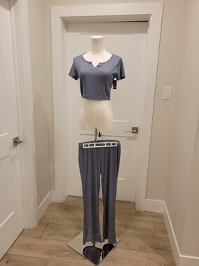 Lala Sleepwear New 2-piece Lounge Set in Dusty Blue, Size M